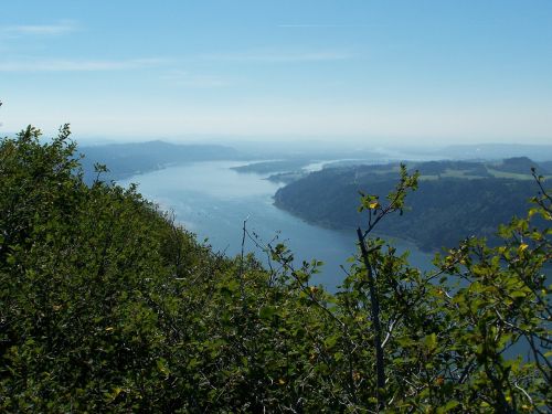 columbia gorge river gorge