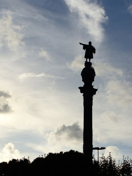 columbus statue silhouette
