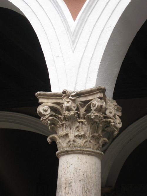 column art architecture
