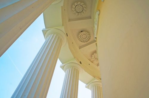 column classic architecture
