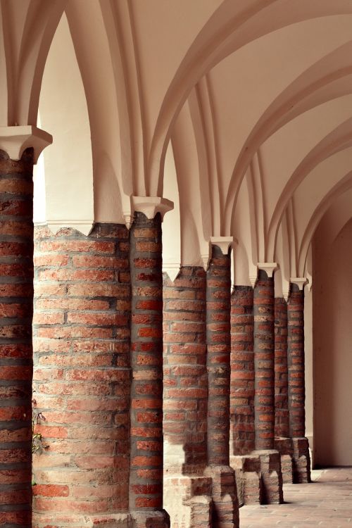 columnar historically bricked