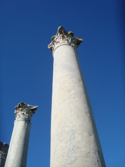 columns salamis pillars