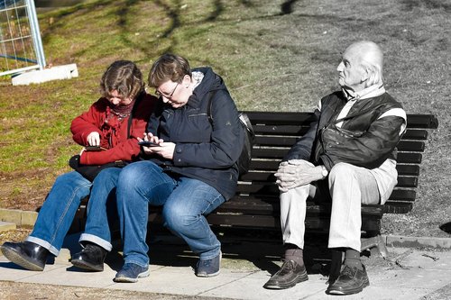 communication  elderly happy  generations