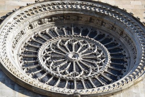 como rose window duomo