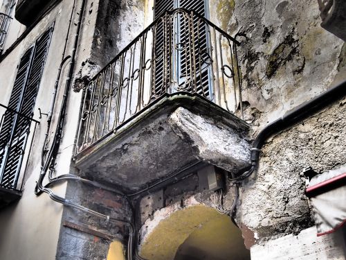 como italy balcony