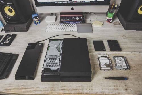 computer hard drive parts