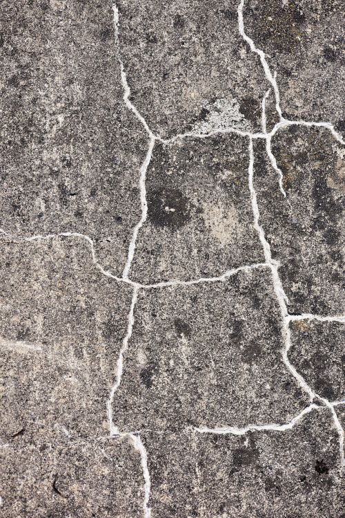 concrete stone cracks