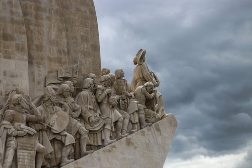 conquistadors  portugal  architecture