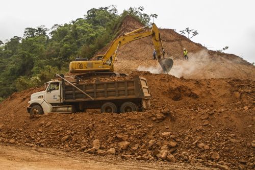 construction roads bolivia