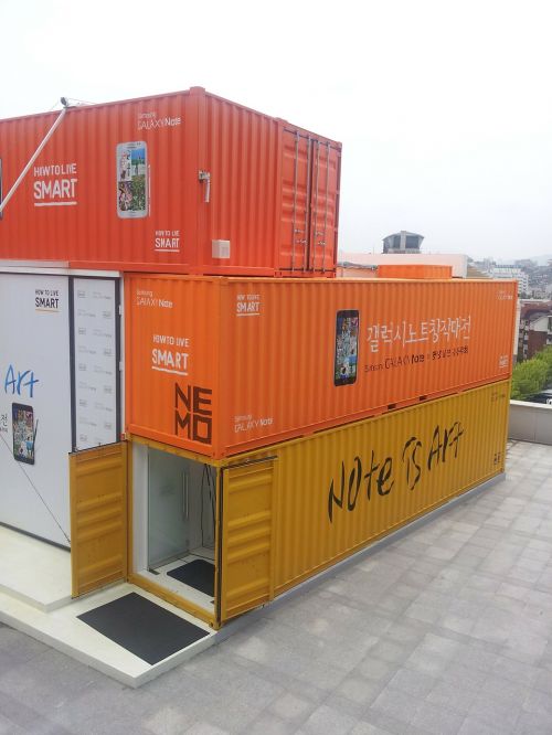 container box orange