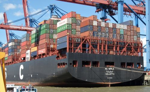 container ship trade in goods container handling