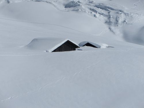 contamines-montjoie mountain snow