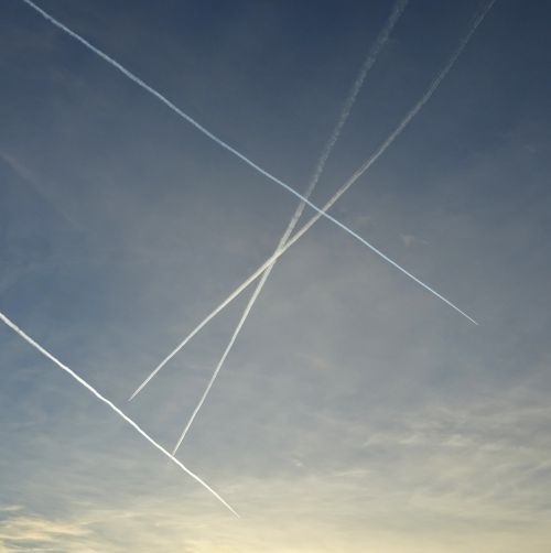 contrail aircraft sky