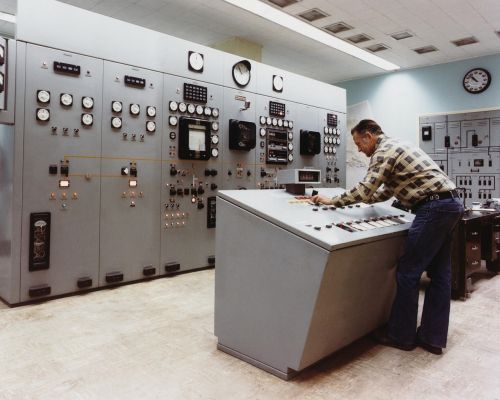 control room power plant energy