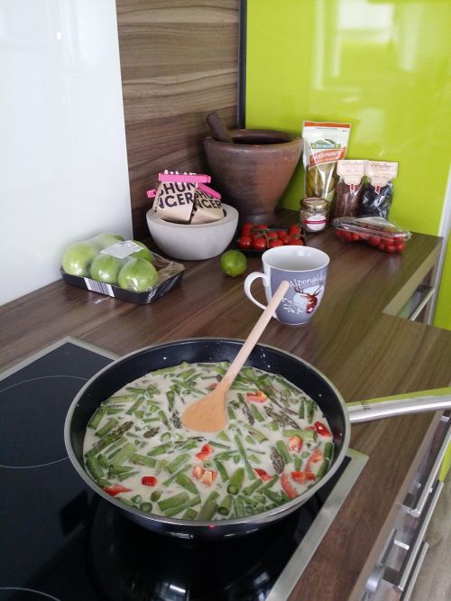 cook green kitchen