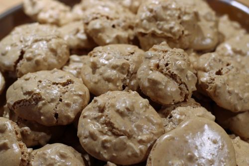 cookie macaroons walnut macaroons