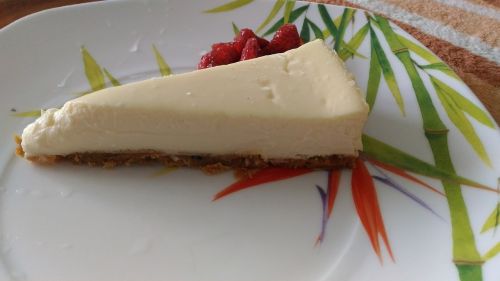 cooking cheesecake plate