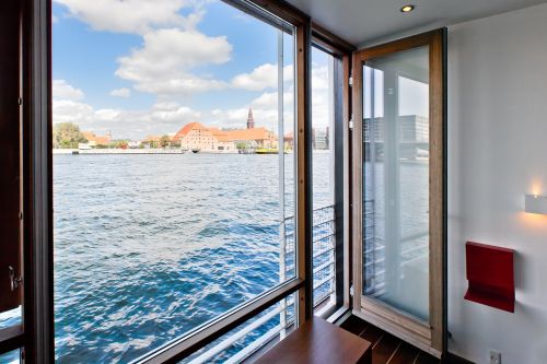 copenhagen houseboat port