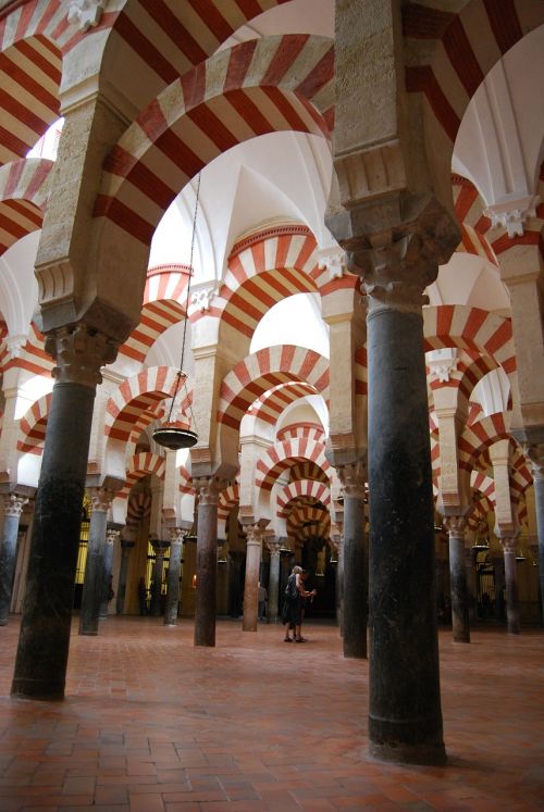 cordoba mosque columns