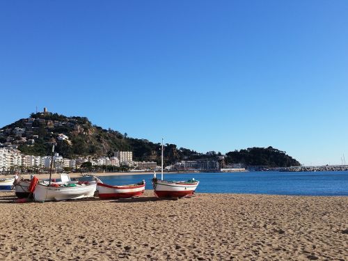 costa brava barca beach