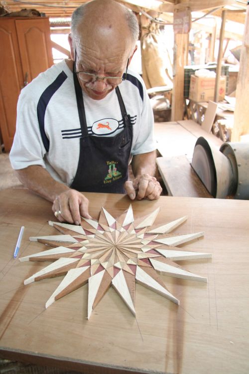 Costa Rica Wood Craft