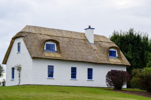 cottage thatched roof ireland