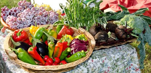 cottages-vacation rentals vegetables vegetable basket