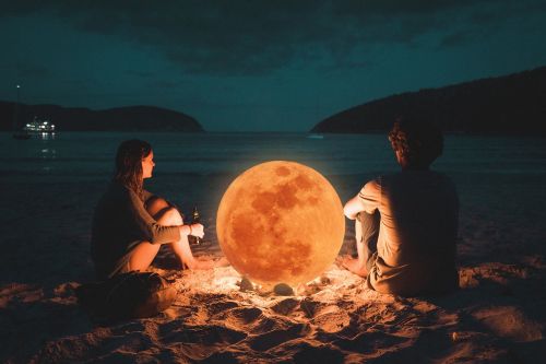 couples moon light