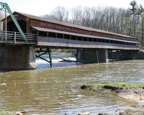 covered bridge ohio river