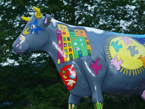 cow sculpture figure