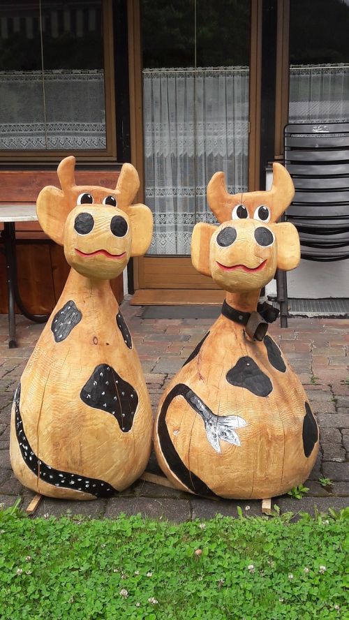 cows cow sculpture