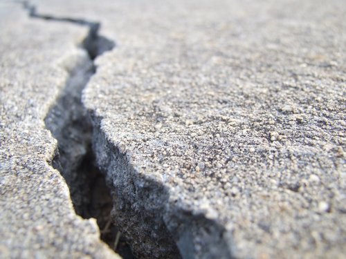 crack  concrete  break