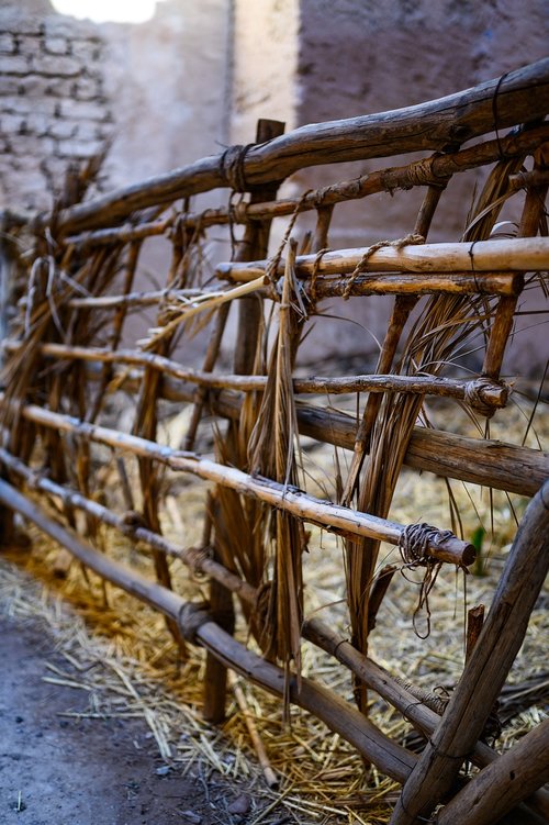 craft  tradition  fence