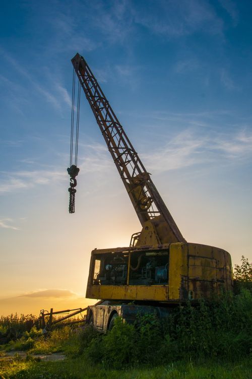 crane abandoned industrial
