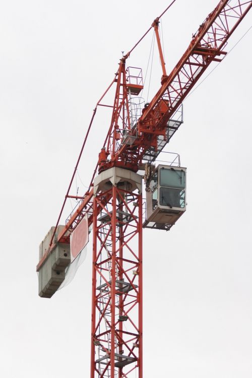 crane building masonry