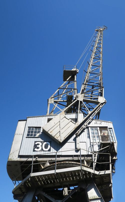 crane industry metal