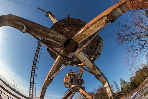 crane  construction  pripyat