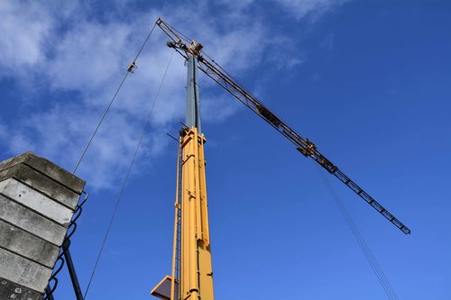 crane  housebuilding  build
