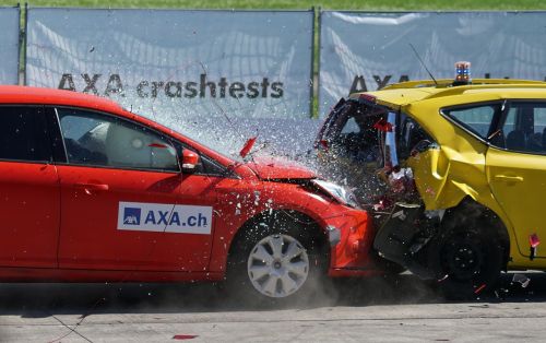 crash test collision 60 km h