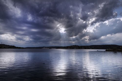 crepuscular rays sky light