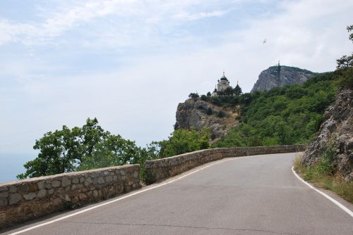 crimea mountains mountain road