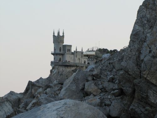 crimea rocks swallow's nest