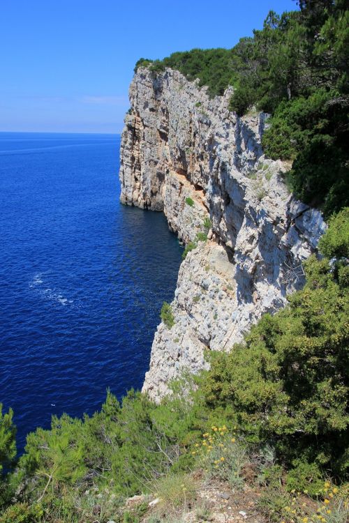 croatia coast cliff