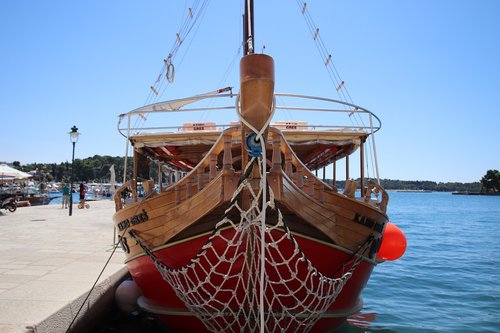 croatia  boat  pirate boat