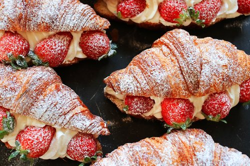 croissants  strawberry  bread