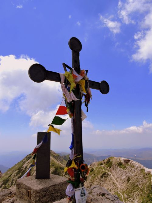 cross top summit
