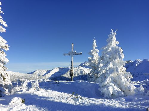 cross winter summit cross