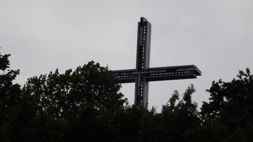 cross symbol religion