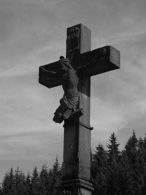 cross crucifix crucifixion