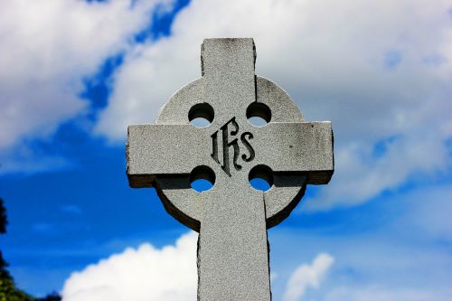 cross headstone tombstone